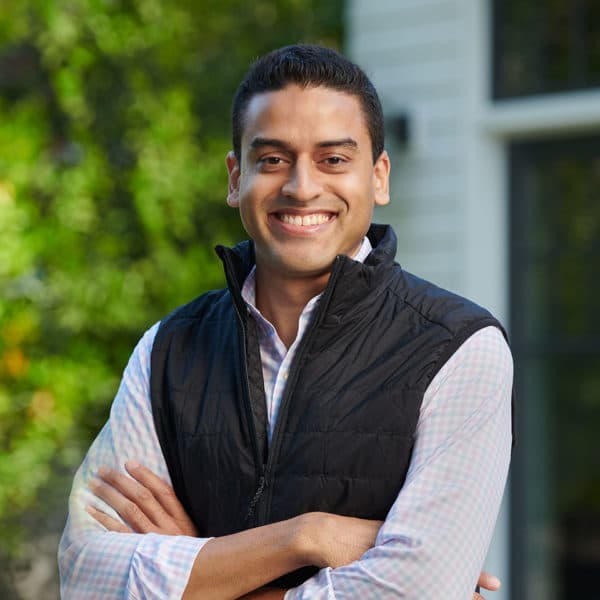 ajay vashee headshot